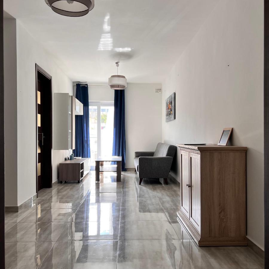 F3 Room 2, Private Room Two Single Beds Shared Bathroom Msida Zewnętrze zdjęcie